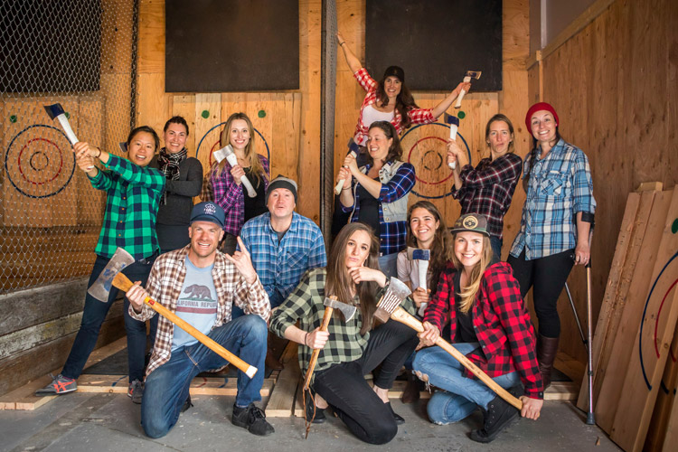 what to wear axe throwing